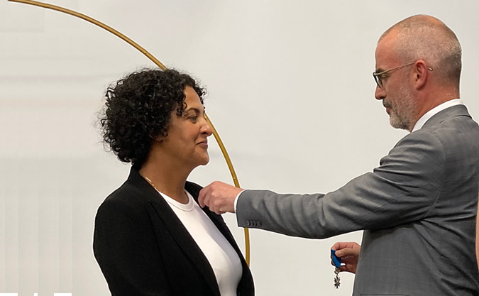 Nazha Chtany est décorée de la croix de chevalier de l'ordre national du mérite.